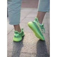 Кроссовки Adidas Yeezy Boost 350 V2 лаймовые